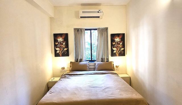 Casavilasa-2BHK Ground Floor park facing fully loaded Kitchen, AC, Balcony, WIFI
