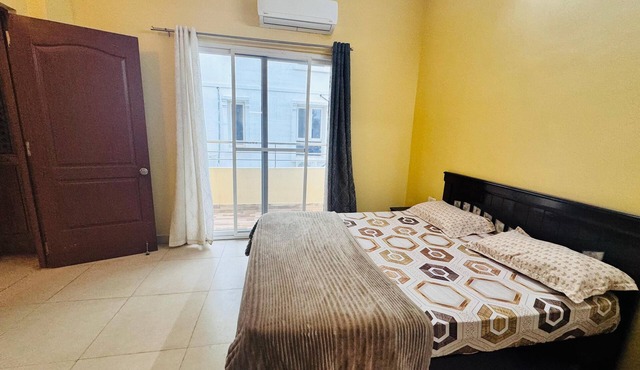 Central Retreat 4 BHK Full Furnished Luxury Apartment with AC in Hyderabad