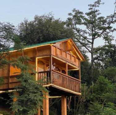 Chamba Valley Glamping in Chamba
