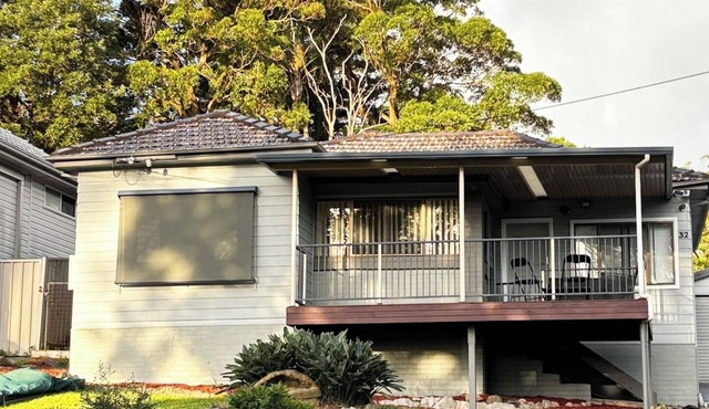 Charlestown Central 5 Bedrooms Front House