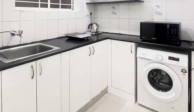 Charming 1-bedroom apartment with AC and WiFi in Electronic City