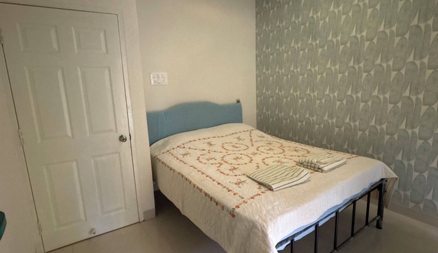 Charming 2-bedroom apartment in wonderful Oshal with WiFi, AC