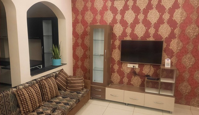 Charming 2-bedroom house with WiFi, AC in awesome Ujjain