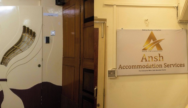 Charming 3-bedroom apartment with AC in marvelous Mumbai