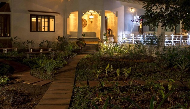 Charming 3-bedroom villa in amazing Goa with WiFi, AC