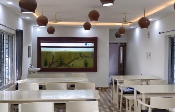 CHAYAA BITHII Resort & Restaurant