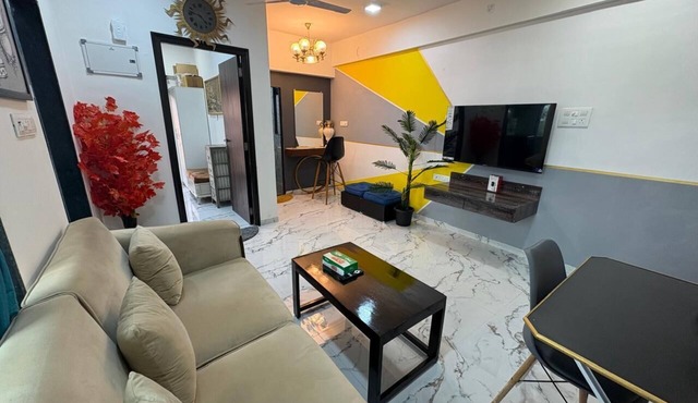 Chic Bandra West Hideaway: Cozy 1-Bedroom Retreat in the Heart of Mumbai