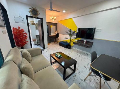 Chic Home - Bright 1 BHK close to Lilavati Hospital, Bandra west 602
