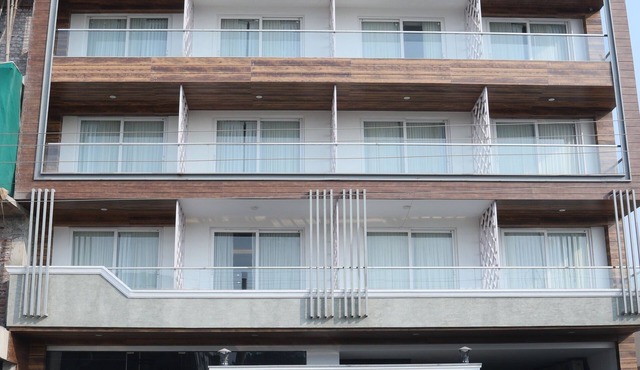 Chic hotel in marvelous Manesar with fitness room, AC, WiFi