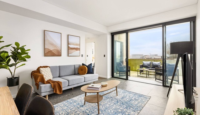 Cinema Suites Apartments by Urban Rest