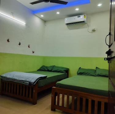 Clap House Home
