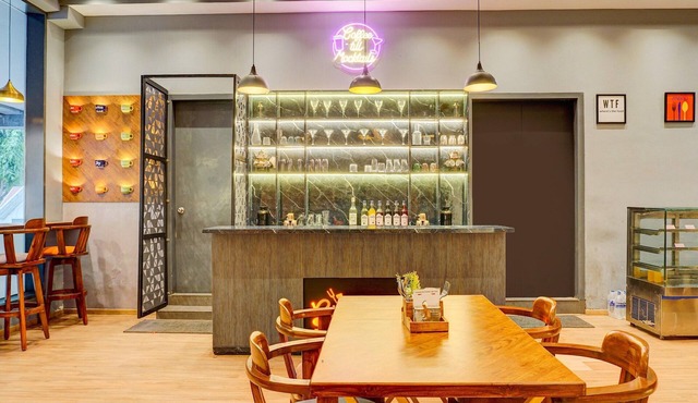 Classic Hotel Arma Town House Mumbai