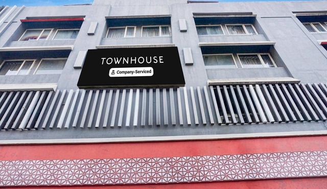 Classic with BalconyHotel Town Plaza