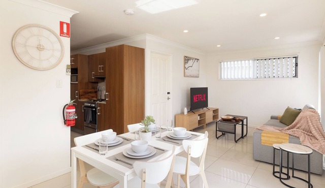 Clean Rocklea 1BR | Private Workspace | 316D1 in Rocklea