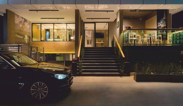 Click Hotel Biz - Bangalore Airport