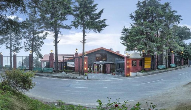 Club Mahindra Kanatal