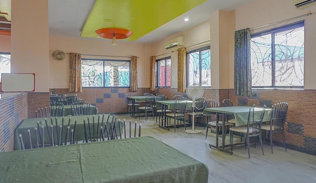 Collection O 83612 Hotel Abasaheb