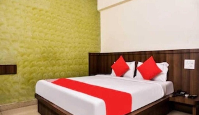 Collection O Hotel Gopi Palace