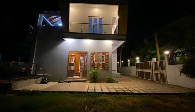 COMFORT 4 BHK VILLA WITH SWIMMING POOL