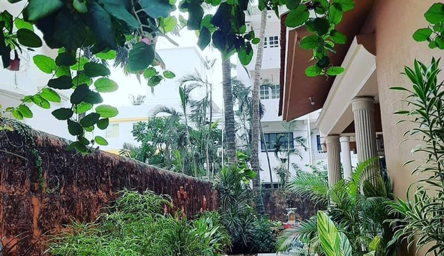 Comfortable Double Bedroom Serviced Apartment - Mahamaya