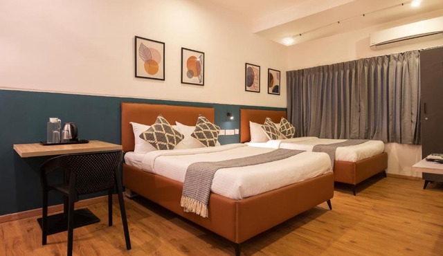 Convastay Prestige- Near Apollo Hospital & US Consulate