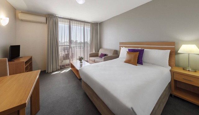 Convenience, Proximity, and Genuine Hospitality