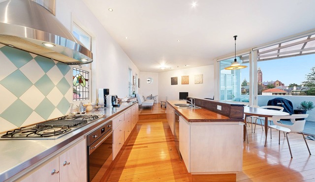 Coogee Beach Penthouse apartment