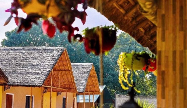 Corbett Cottage Resort