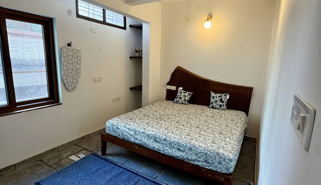 Cozy 1-bedroom apartment in Bangalore Malleswaram