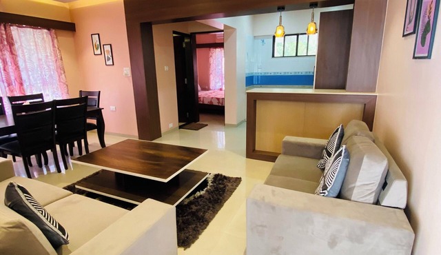 Cozy 1-bedroom w/WiFi & AC in lovely Pune, perfect to relax & rejuvenate
