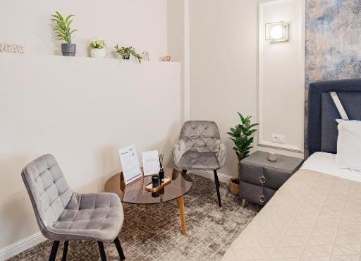 COZY Aparthotel - Modern Double Rooms