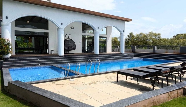 Cozy apartment with AC, dedicated Parking, fitness room. Blazing-fast Wi-Finn