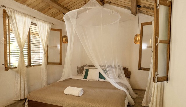 Cozy Cottage in Eco Yoga Retreat Center surrounded by Raw Nature
