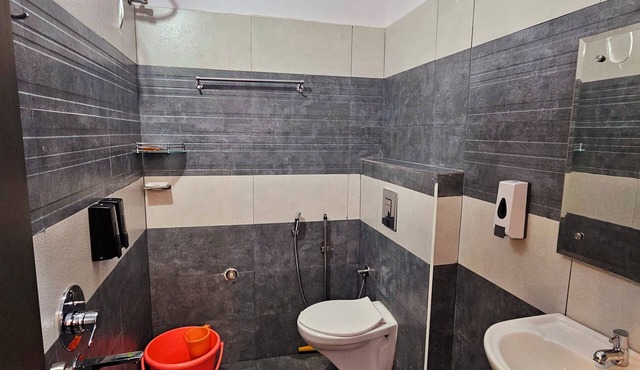 Crescent Stays Serviced Apartment