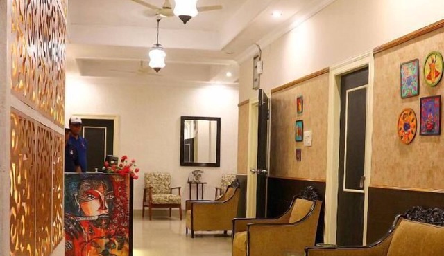 CrossRoads - An Apartment Hotel