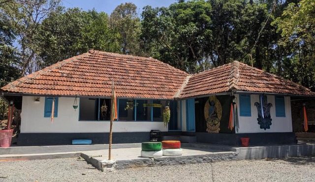 Crossroads Hostel 1957
