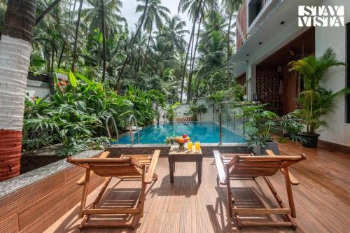 Crystalline w Kid's Room by VEO, StayVista - 3BHK with Home Theatre & Jacuzzi in Alibaug