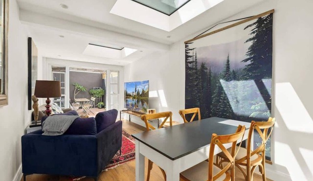 Darlinghurst Sky Deck Home | City at Your Feet