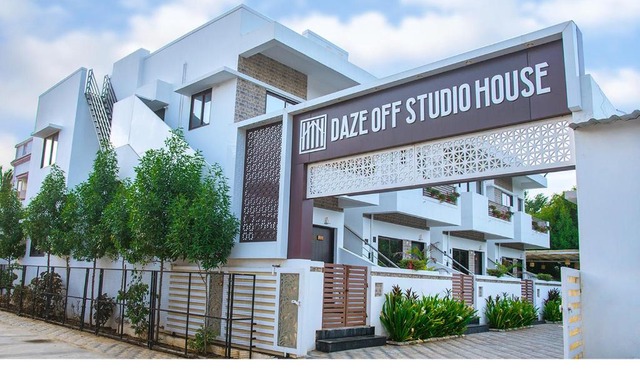 Daze Off Studio house