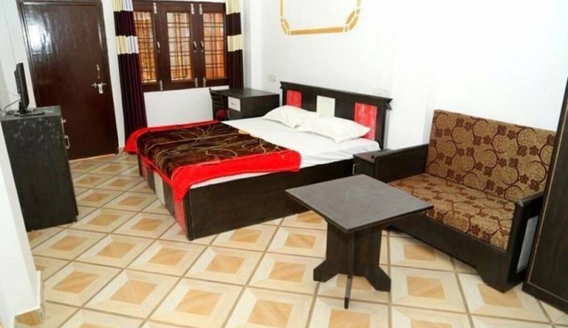 Deep Yoga Holiday Retreat Hotel