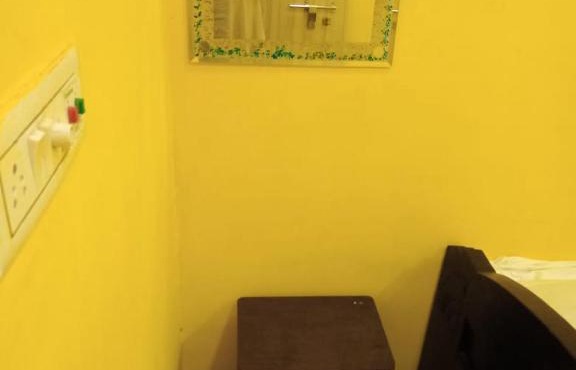 DELUXE GUEST ROOM ( UNDER FLAGSHIP OF DELUXE GUEST HOUSE)
