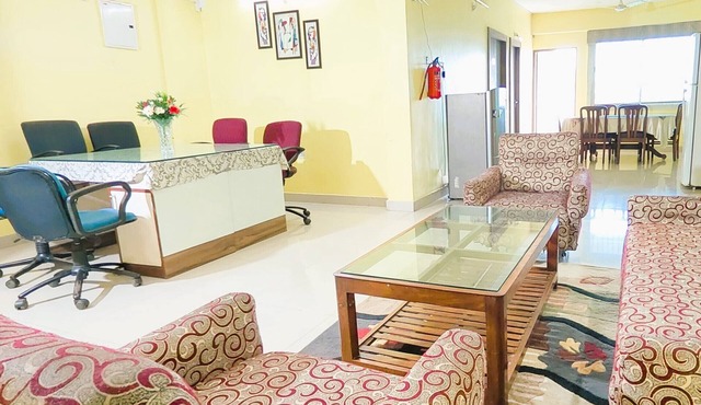 Deluxe Service Apartment 3 BHK City Centre