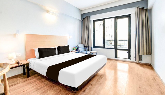 Deluxe Super Townhouse Lakdikapul