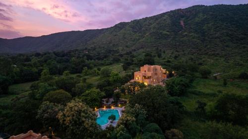 Dev Bagh Luxurious Private Suites