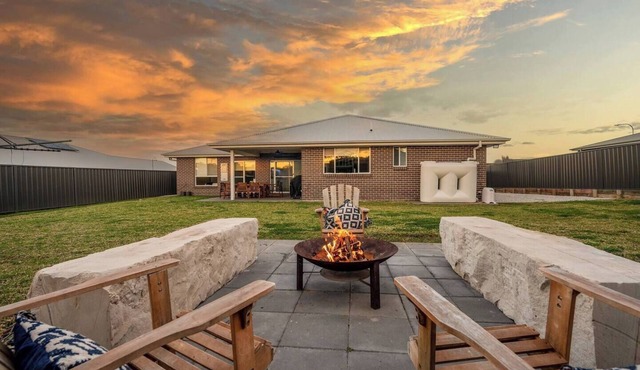 Devan House An Entertainers Retreat Close to Town in Mudgee