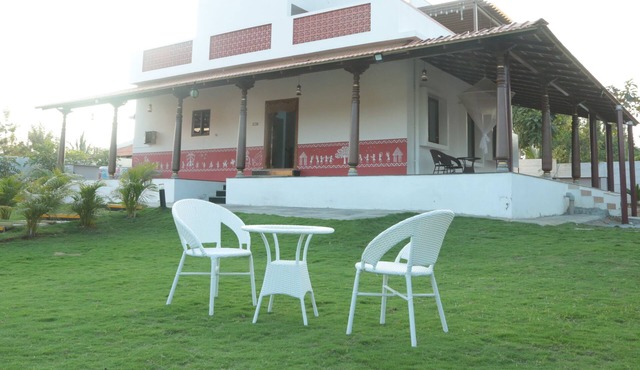 Dharmik Heritage Villa-Luxury Farmhouse near Bangalore