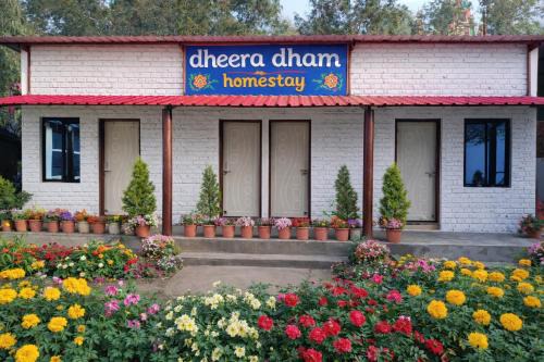 Dheera Dham Homestay