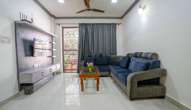 Diamond Suites Service Apartment
