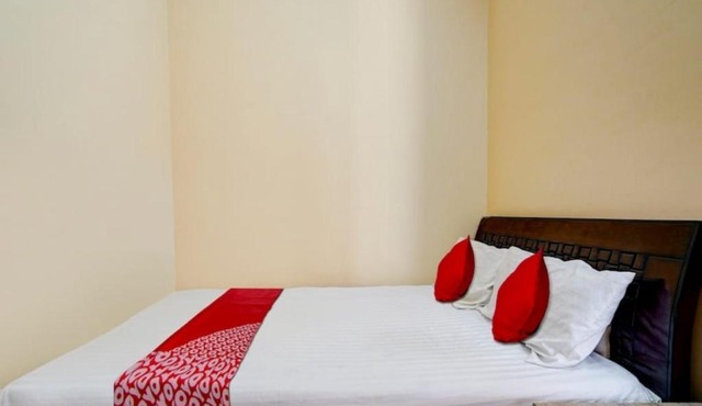 Diganth Lodge & Rooms