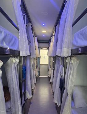 Diya Divine Stay Luxurious AC Dormitory